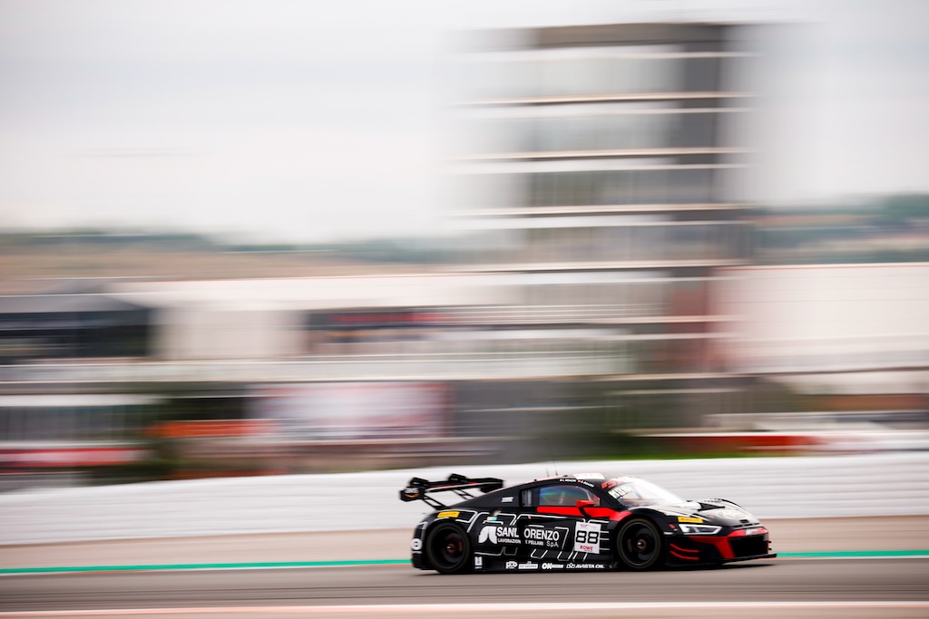 Hård GTWC-weekend for Sebastian Øgaard i Valencia.
(Foto: SRO Motorsports Group)